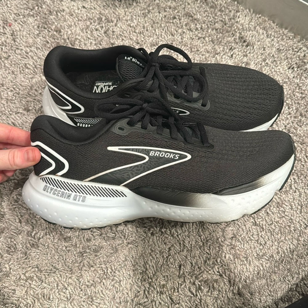 Brooks Glycerin 21 GTS running shoes